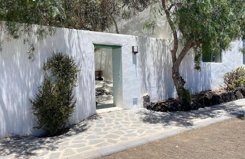 La Asomada Apartment | Lovely studio in original finca