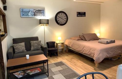 Saint-Gervais Apartment | Lovely studio Le Marais