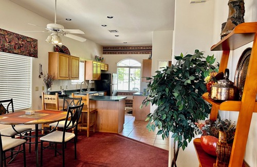 San Ignacio Vista II Estates Villa | Lovely SW 1 Bdrm Villa w/gorgeous Mt View. Great golfing and hiking!