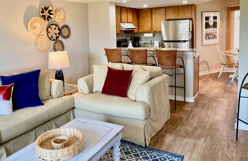 Isle of Palms Villa | Lovely top floor villa in Wild Dunes with partial ocean views, pool, & W/D