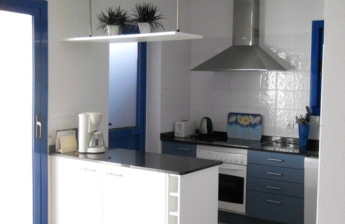 Playa Blanca Villa | Lovely Villa, Air-con,Free Wi-Fi & Private Pool, In Las Coloradas,Playa Blanca.