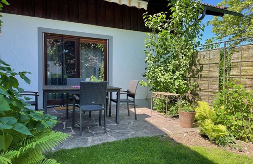 Antwort Apartment | Lovingly furnished apartment with sunny breakfast terrace