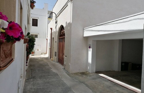 Tuglie House | Low Cost House - Studio Apartment