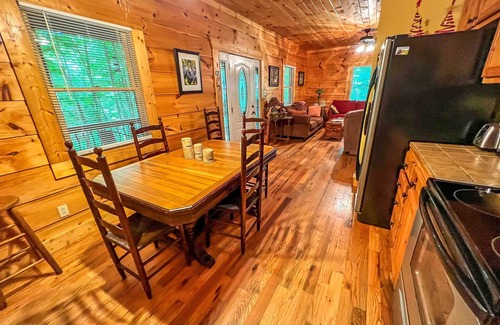 Warrensville Cabin | LOW SPRING RATES! River Phoenix - Creekside & Waterfall Wi-Fi & Pet Friendly!