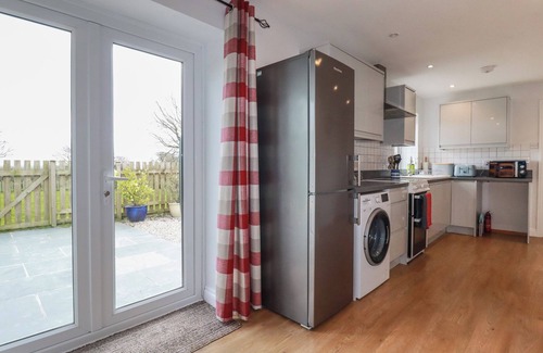 Pendoggett Cottage | LOWENEK, pet friendly, with open fire in Port Isaac