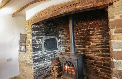 Brazzacott House | Lower West Curry Farmhouse