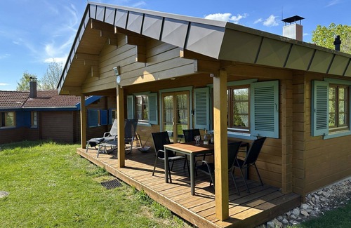 Hayingen House | Ltd-105 Holzblockhaus für 4 Personen mit Südterrasse - Ferienpark Lauterdörfle 1.1