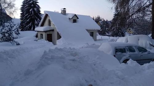 Horni Blatna Ski Chalet | Luční chata