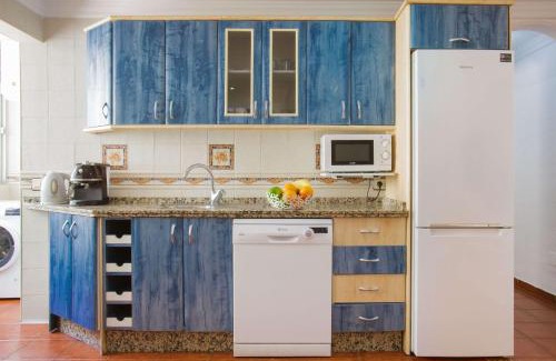 La Trinidad Apartment | Luchana Apartment