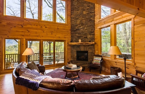Seven Devils Cabin | Lucky Dog Retreat - Seven Devils Cabin with Hot Tub - Pool Table - Mtn View - Outside Fire