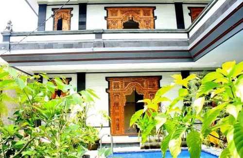 Pengosekan House | Lucky Family Villa