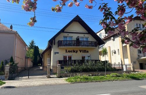 Heviz Apartment | Lucky Villa