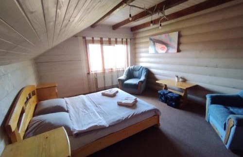 Yaremche Hotel | Lucy