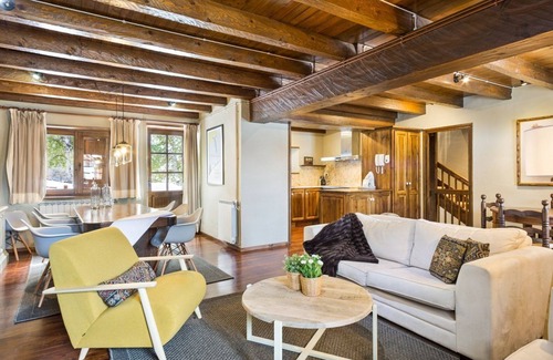 Baqueira House | Luderna - Casa con terraza Cuylas
