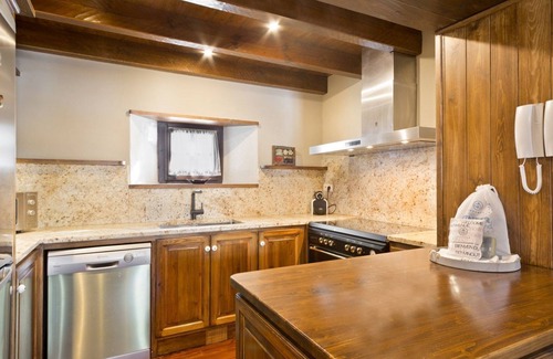 Baqueira House | Luderna - Casa con terraza Cuylas