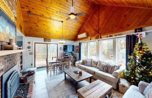 Ludlow House | Ludlow Comfy Cabin