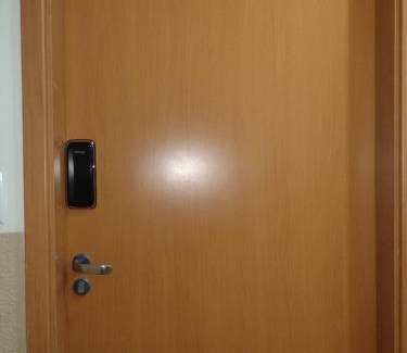 Rio das Ostras Apartment | Luias apartamento pousada de praia rio das ostras ao lado do shopping plaza com wi-fi e tv grátis van na porta
