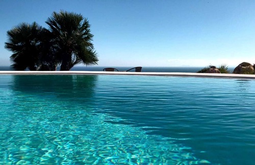 Marbella Villa | Lujosa Villa con Vistas Extraordinaria en Marbella