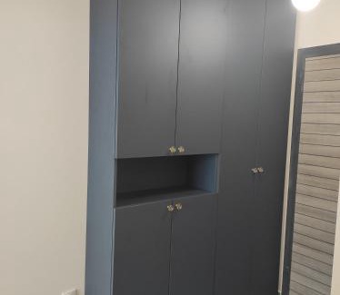 Bijeljina Apartment | Lullaby apartment 2, moderan stan sa spavaćom sobom i besplatnim parkingom