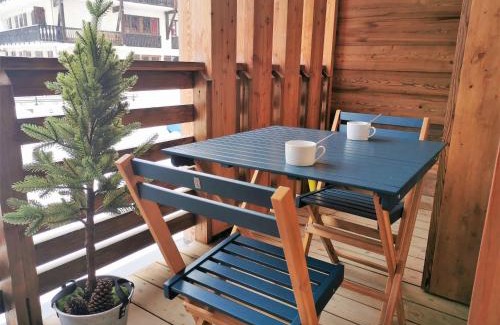 Les Gets Apartment | Lumineux Studio Cabine 3* au Centre des Gets avec Balcon et Parking - FR-1-598-58