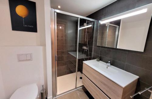 Les Gets Apartment | Lumineux Studio Cabine 3* au Centre des Gets avec Balcon et Parking - FR-1-598-58