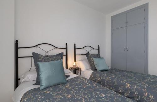 El Molinillo Apartment | Luminoso apartamento de dos habitaciones con terraza y parking en el centro