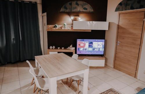 Grammichele Apartment | Luminoso Appartamento in Centro - Privitera
