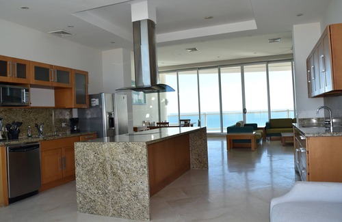 Puerto Penasco Condo | Luna Blanca by Kivoya