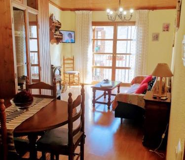 Biescas Apartment | Luna Lunera