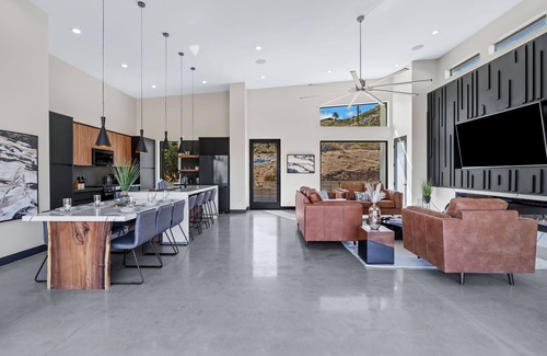 Yucca Valley House | Luna Ridge by Fieldtrip | New Modern Luxury Home with Hot Tub & Views