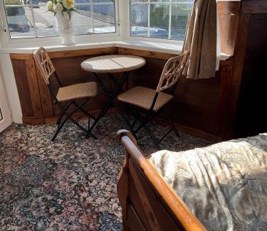 Westleigh Bed & Breakfast | Lundy Suite Bed and Breakfast
