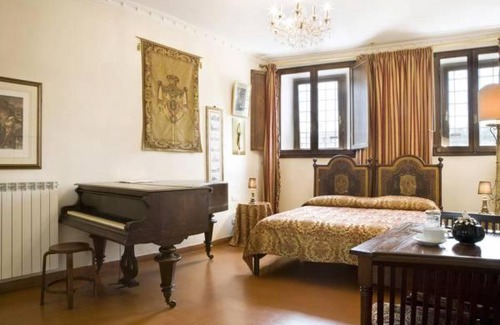 Santa Croce Apartment | Lungarno Ponte Vecchio