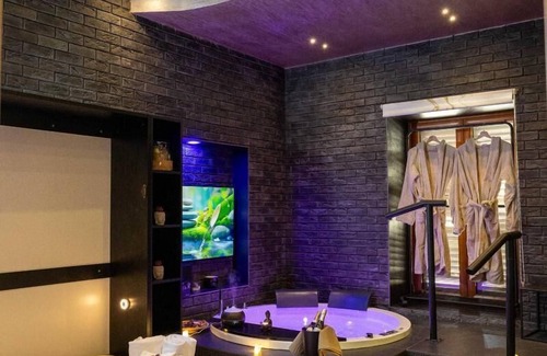 Chiaia House | Lungomare Suite & Spa