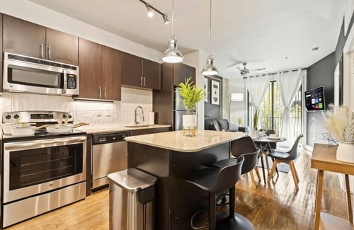 Frisco Apartment | Lux 1B w Pool Near Toyota HQ, The Star, Legacy Wes