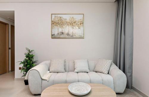 Madinat Zayed Apartment | Lux 2BR Apartment Vida Dubai Mall