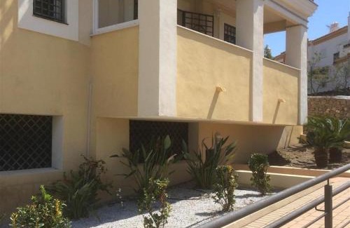 Caleta de Velez Apartment | Lux Apartm Beauvivir