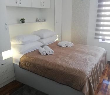 Lisina Apartment | Lux apartmani Dunja Kopaonik Čardaci - WHITE