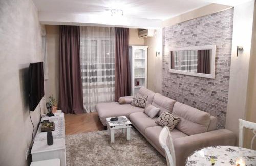 Kragujevac Apartment | Lux Apartment Rose