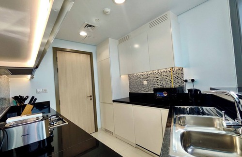Downtown Dubai Apartment | Lux BnB Paramount Ocean View