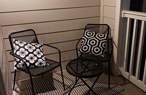 South Nashville Apartment | Lux, Cozy1Br Near Downtown + Free Parking + Wifi+ Pool