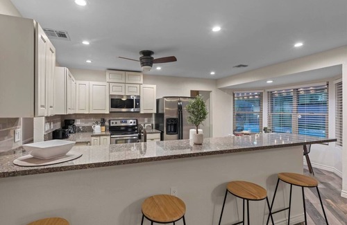 Deer Valley House | LUX Glendale Home with FREE Private Heated Pool