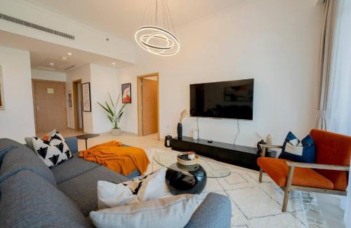 Emirates Hills 2 Apartment | Lux Golf Views 3 BR in Emirates Hills