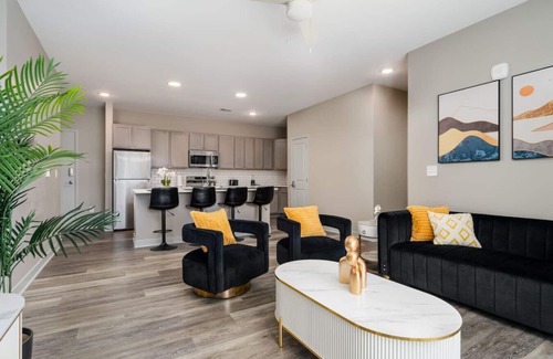 Whitestown Apartment | Lux Haven Whitestown