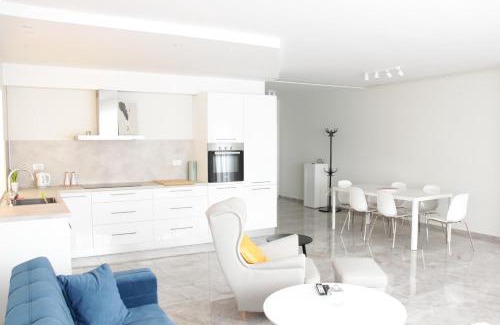 Ruma Apartment | Lux House Olga
