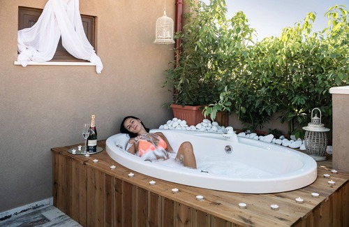 Old Town House | Lux house★Roof top with Jacuzzi★Chania Old Port ★Walking distance to all