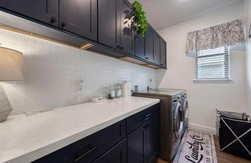 Magnolia House | Lux Lake, Outdoor Kitchen, Near Fairgrounds