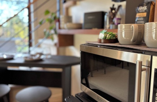 Bloomington Apartment | Lux Loft Plus Near IU, Sustainable, EVCharger +Lotus Special