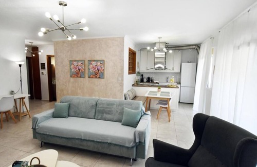 Epanomi Apartment | Lux Mint Apartment - A modern Luxury place with Sea View
