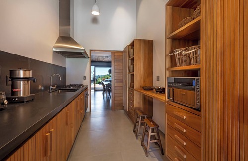 Porto Seguro House | Lux & Modern Villa w/5 bedrooms in Trancoso
