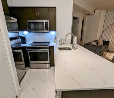 Fort York Apartment | Lux suite - City View - Steps to Rogers Centre & CN Tower